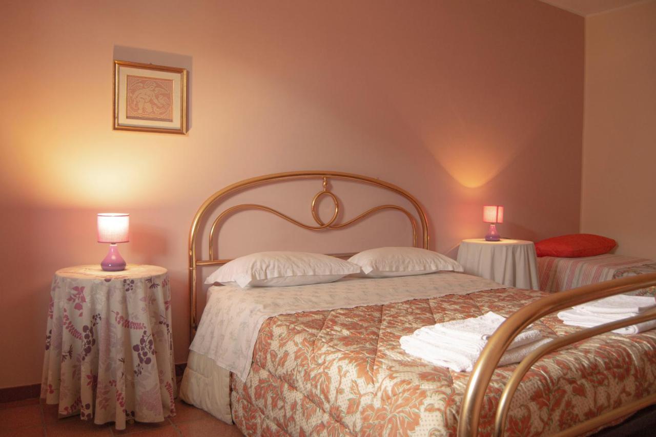 A Nespulara Bed & Breakfast Galati Marina Dış mekan fotoğraf